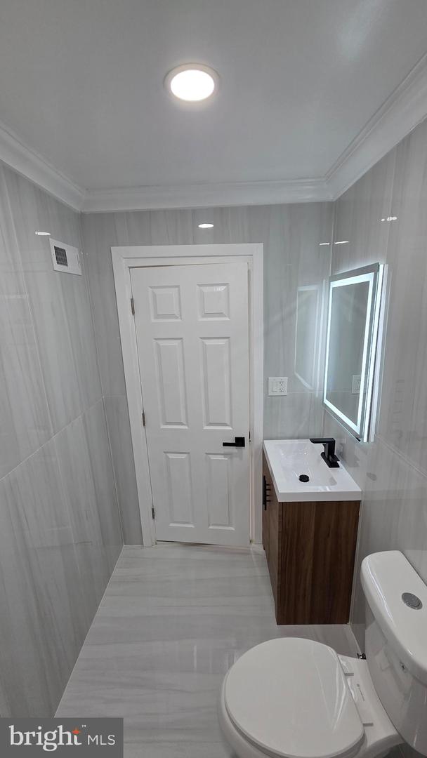 7552 Forrest Ave Property Photo 20
