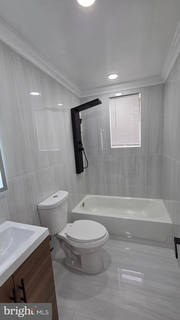 7552 Forrest Ave Property Photo 23