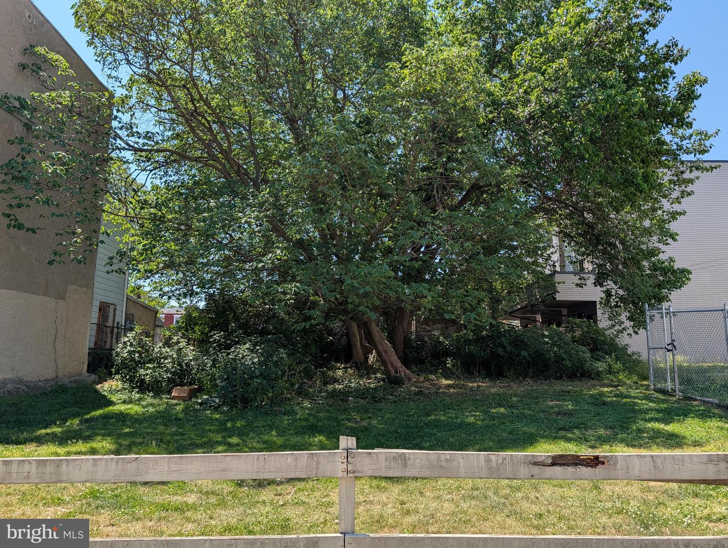 3862 ASPEN ST Property Photo 1