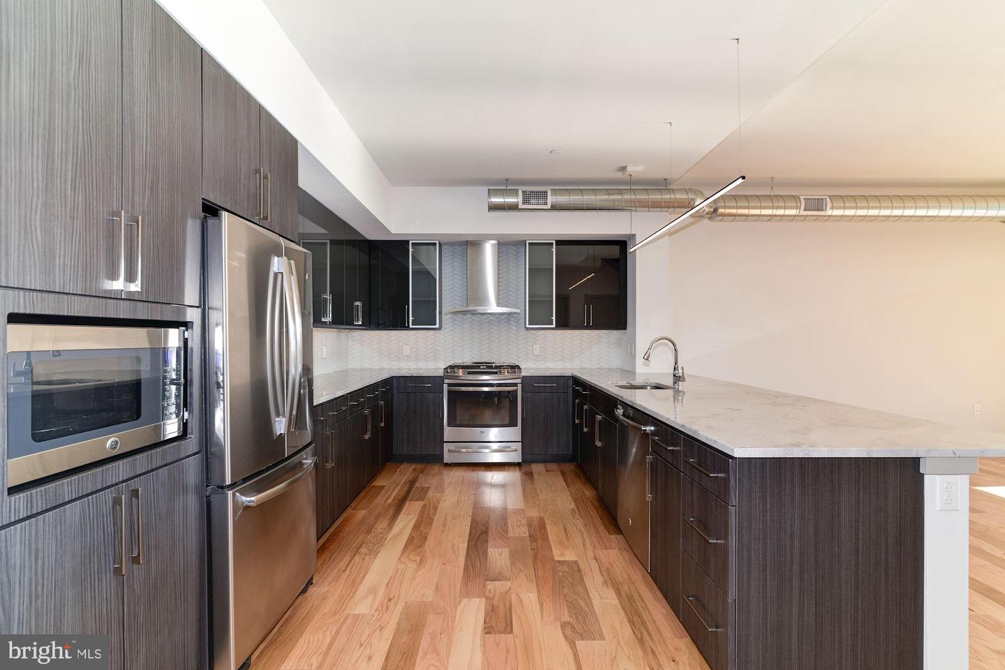 1125 Sansom St #424 Property Photo 27
