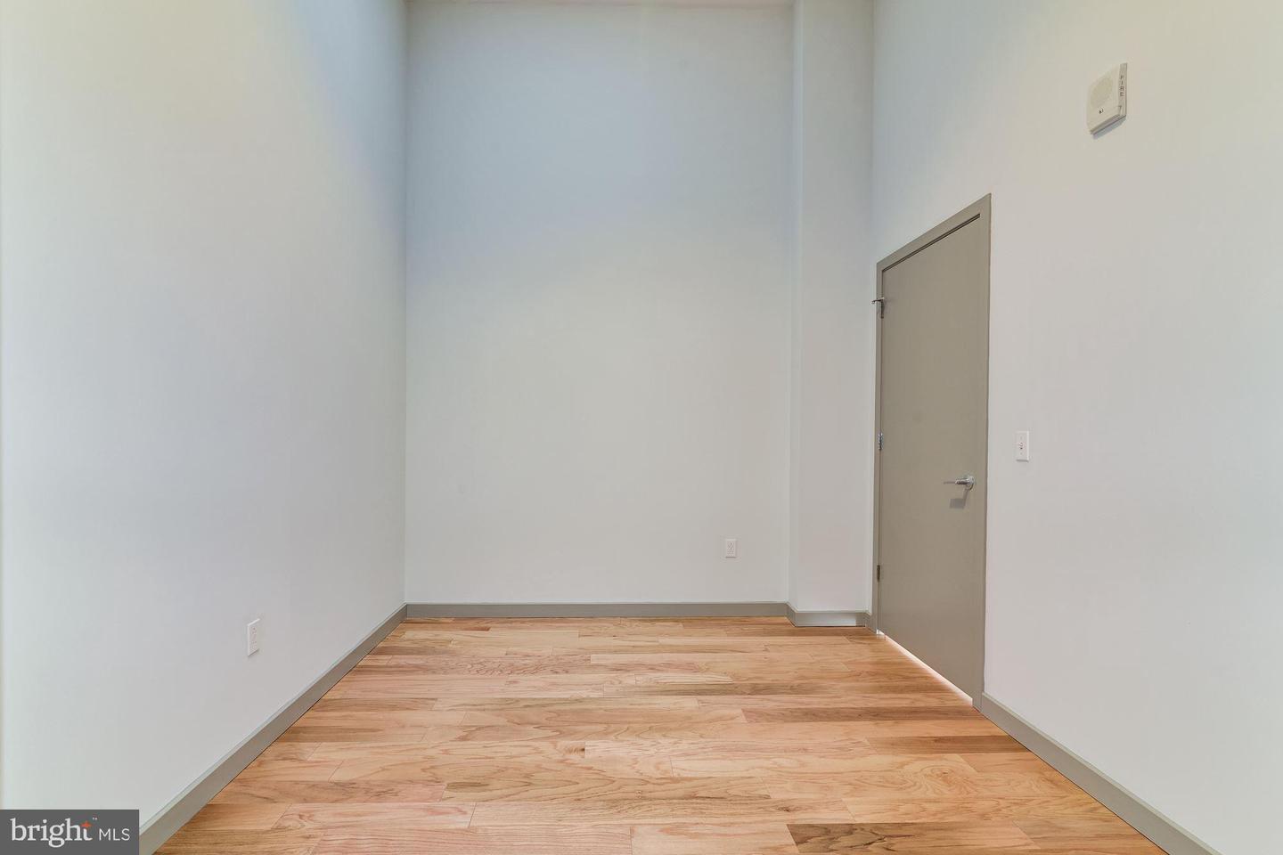 1125 Sansom St #424 Property Photo 64