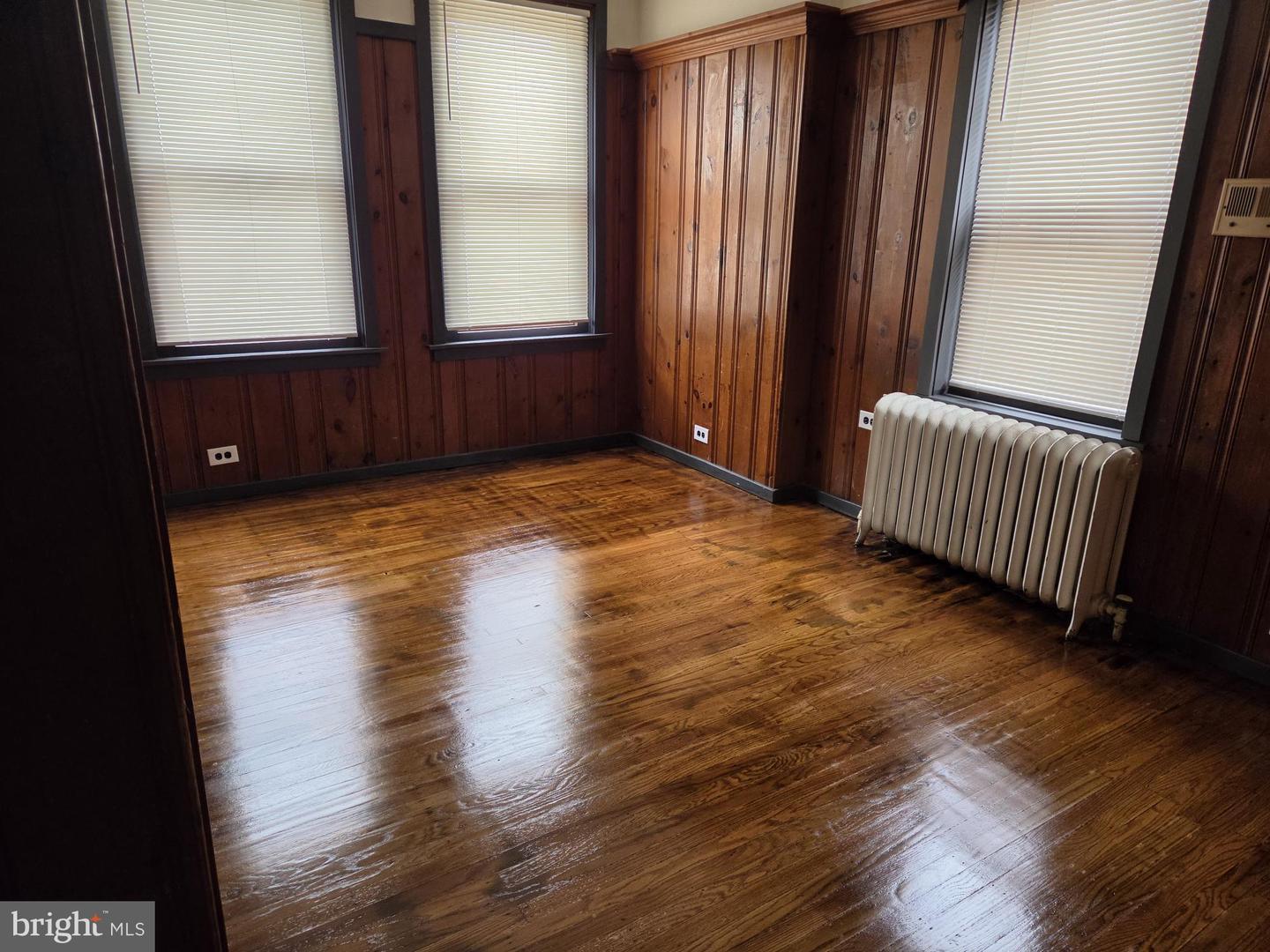 633 E Allegheny Ave Property Photo 25