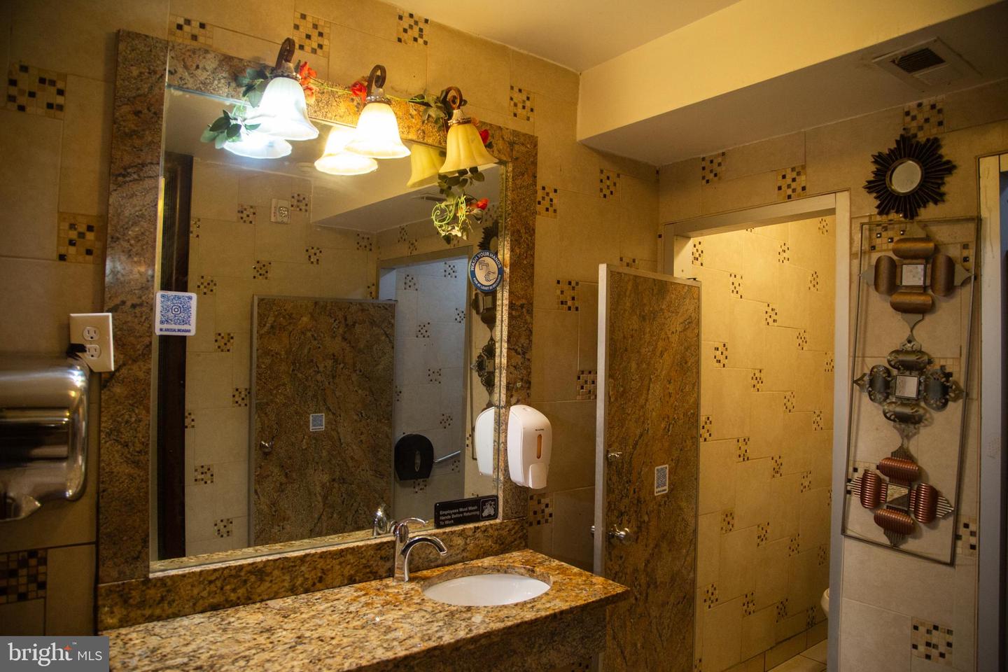 4565 Torresdale Ave Property Photo 21