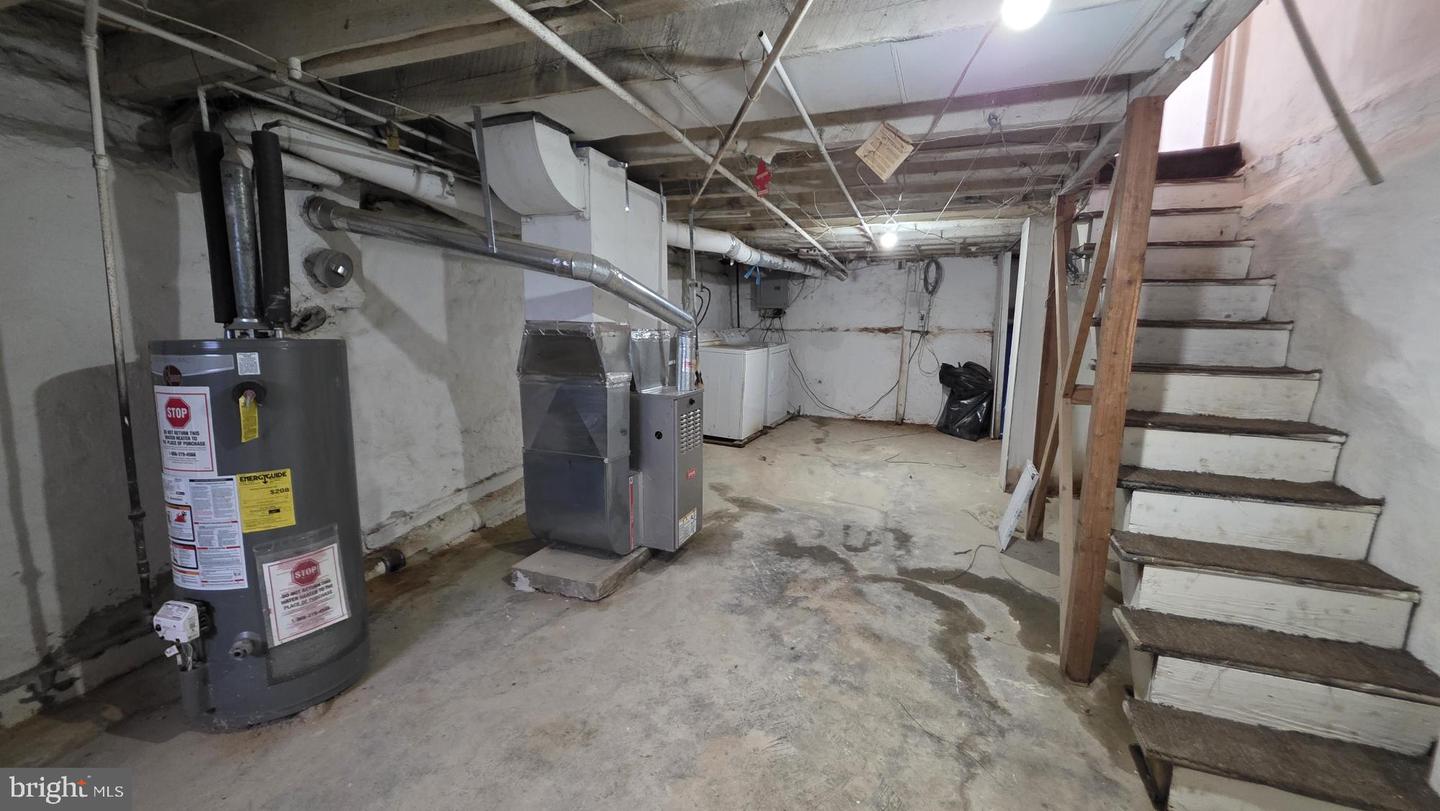 149 N Dearborn St Property Photo 12
