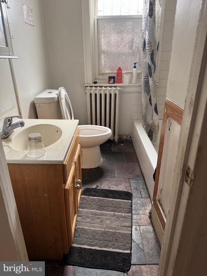 208 S 53rd St Property Photo 33