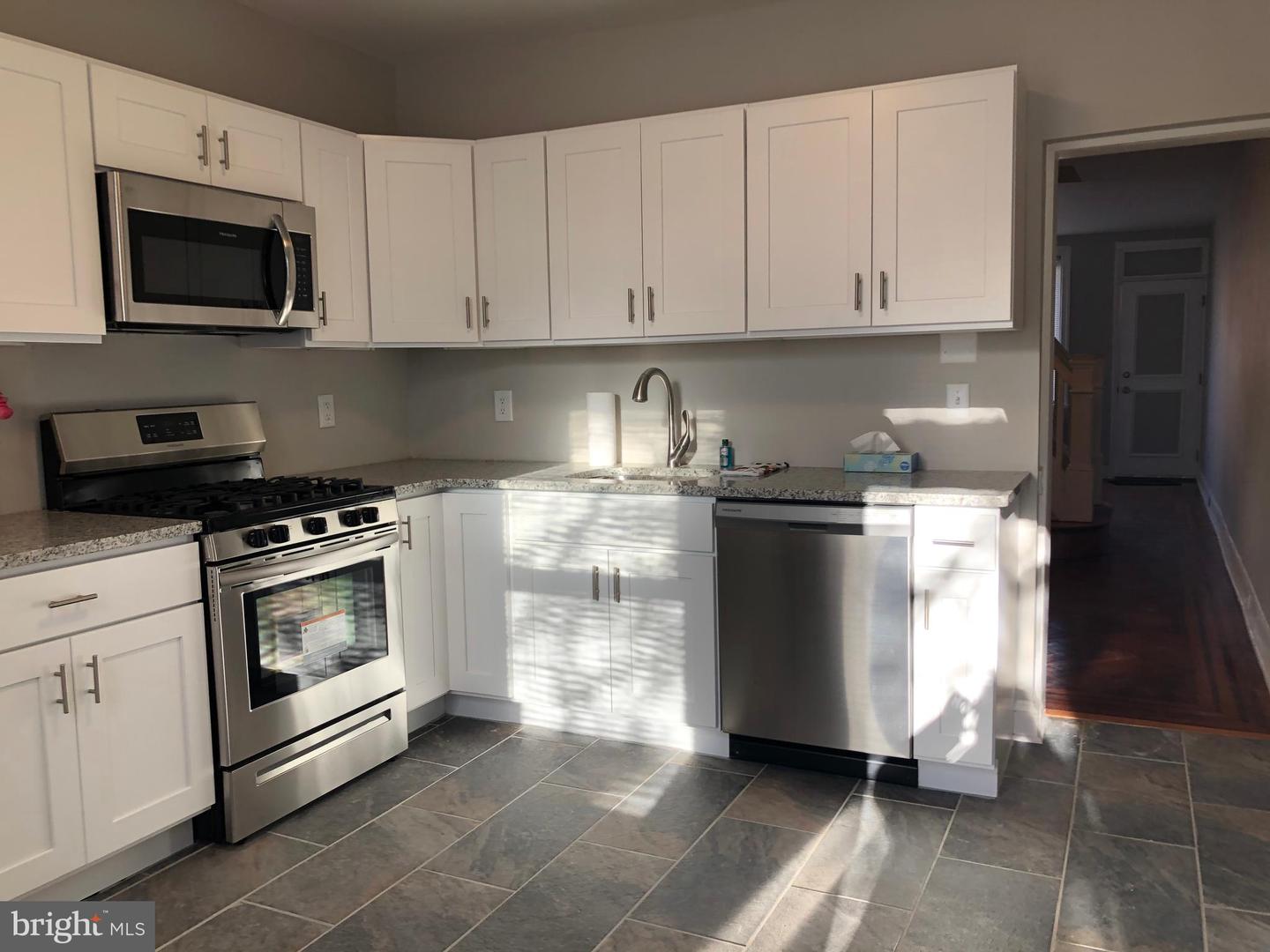 2313 Gaul St Property Photo 11