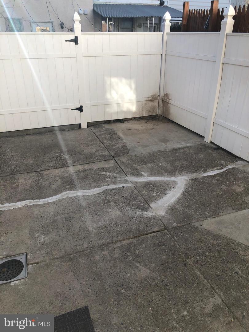 2313 Gaul St Property Photo 24