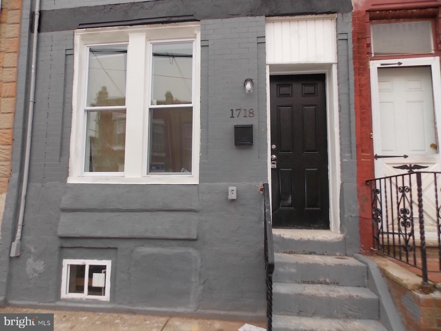1718 W Huntingdon St Property Photo 1