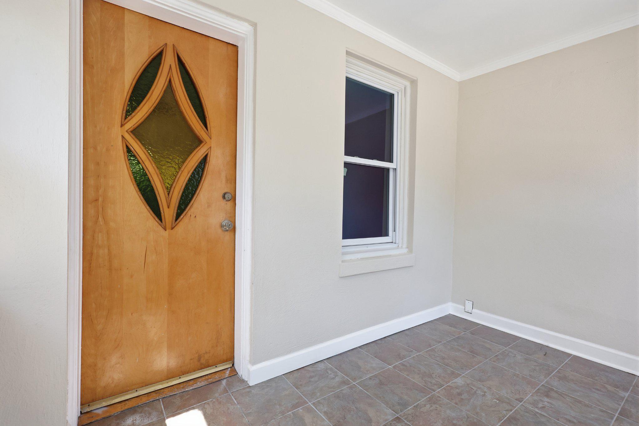 4022 Mitchell St Property Photo 5