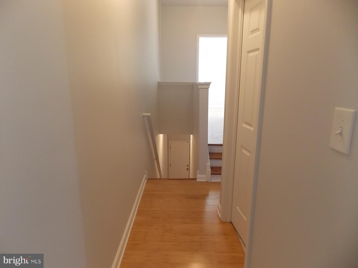 2228 N Woodstock St Property Photo 7