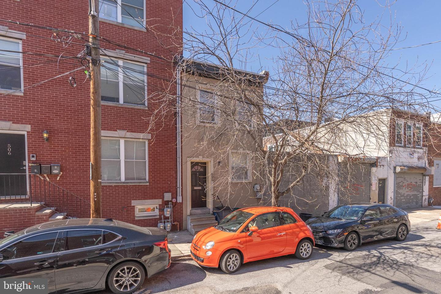 508 N Budd St Property Photo 1