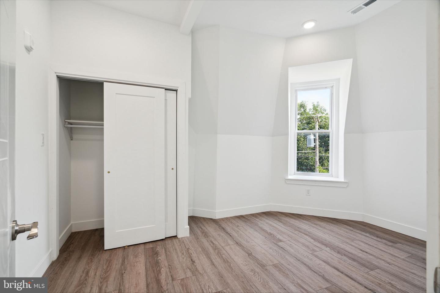 5164 Ridge Ave Property Photo 59