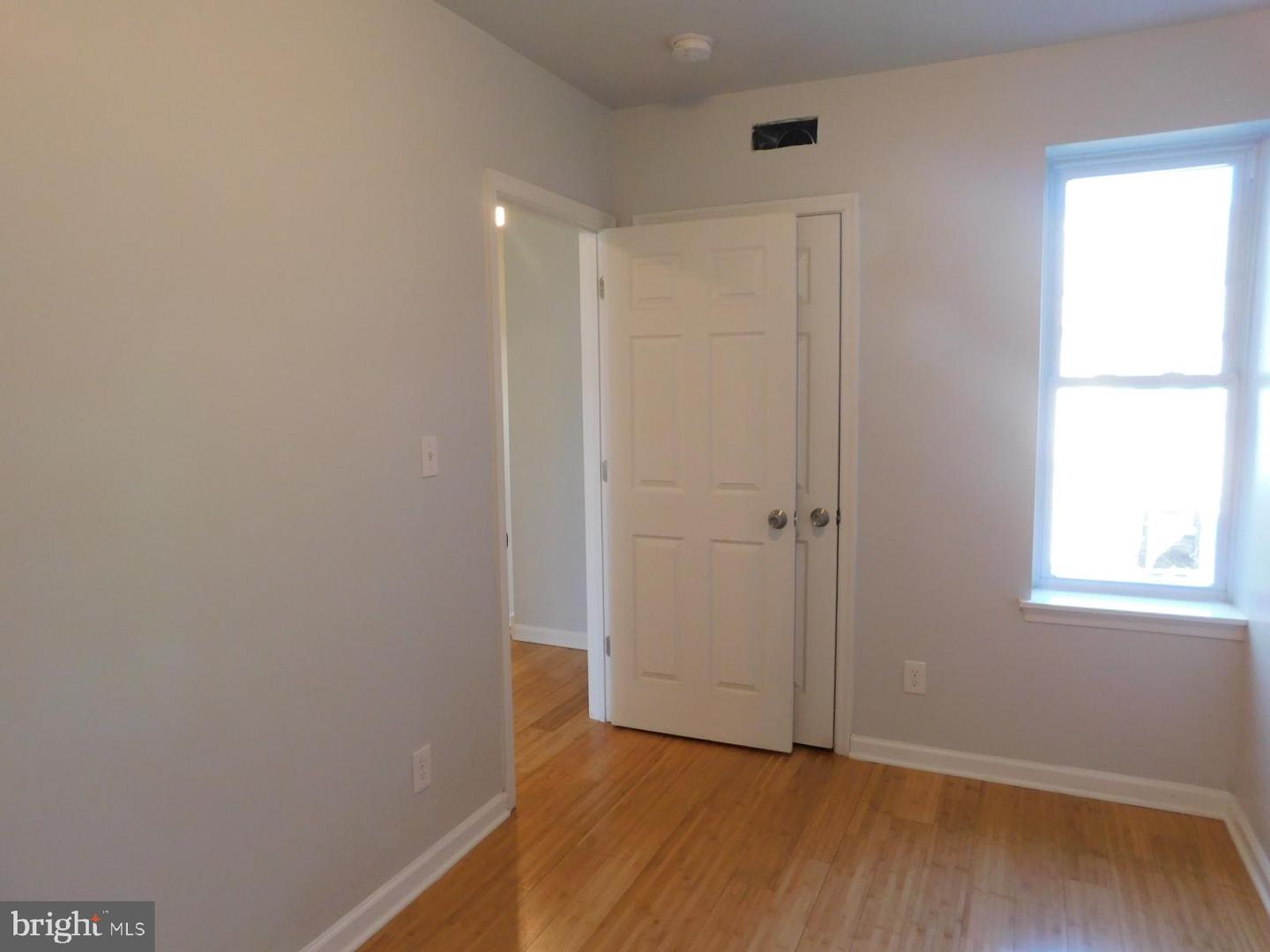 2249 N Woodstock St Property Photo 11