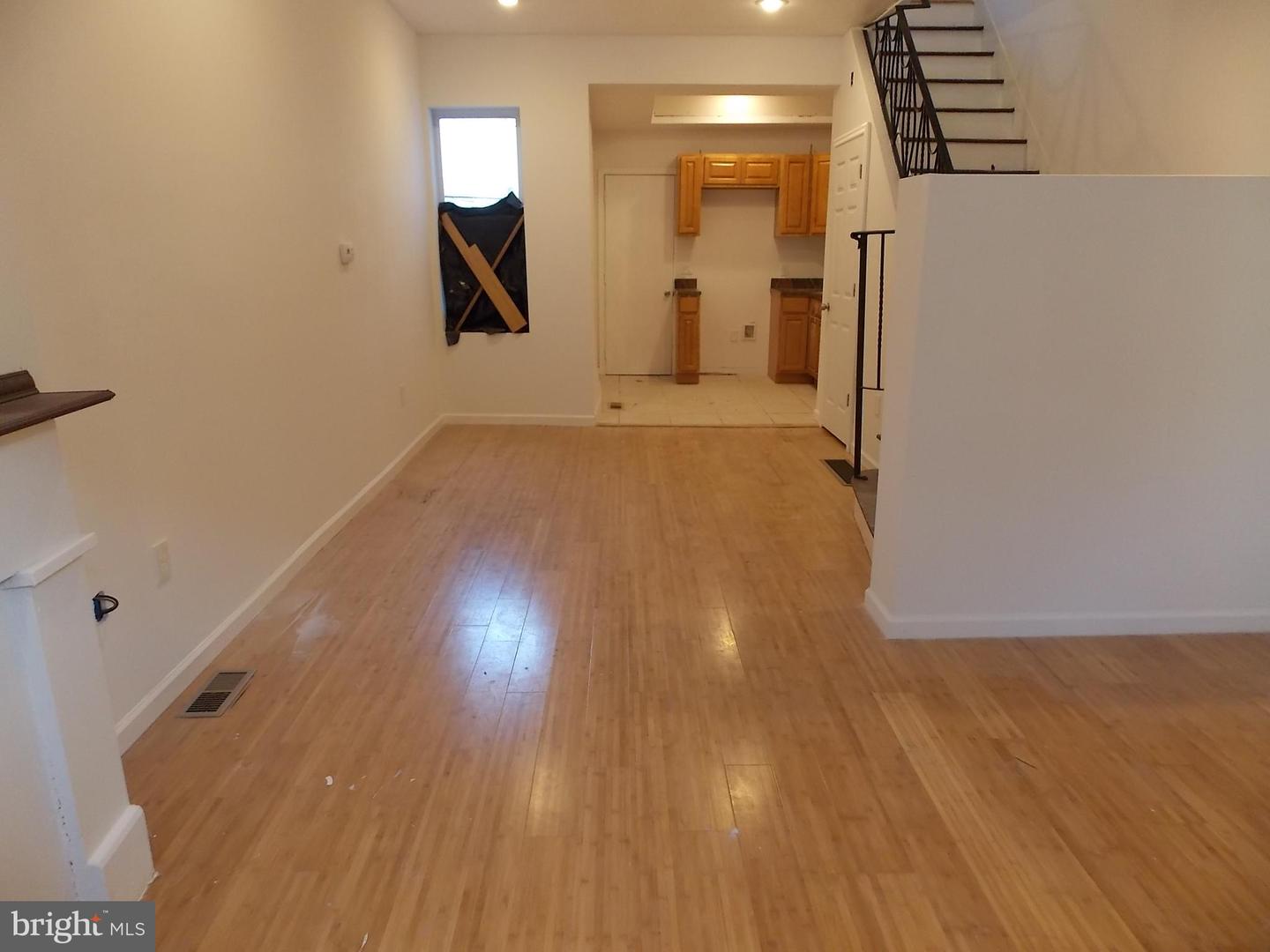 2269 N GRATZ ST Property Photo 1