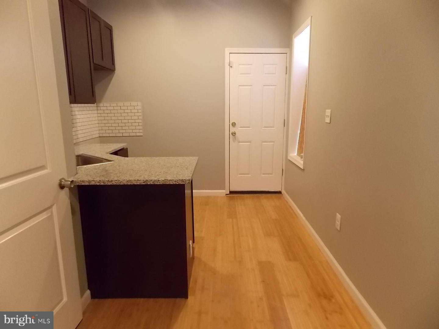 2331 N Colorado St Property Photo 2