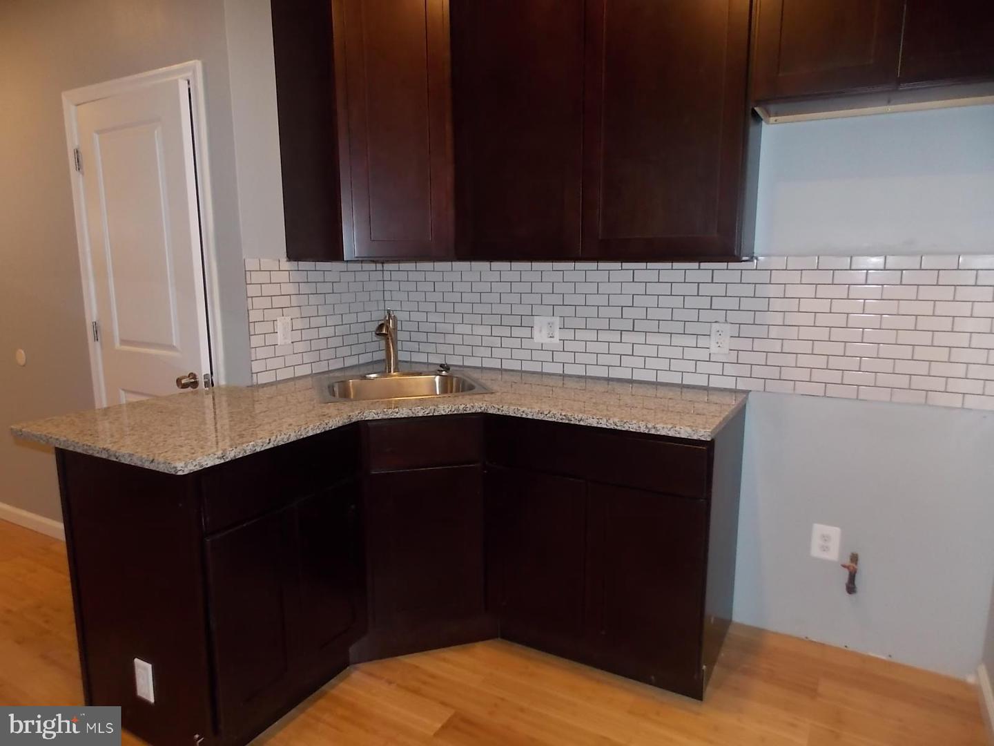 2331 N Colorado St Property Photo 3