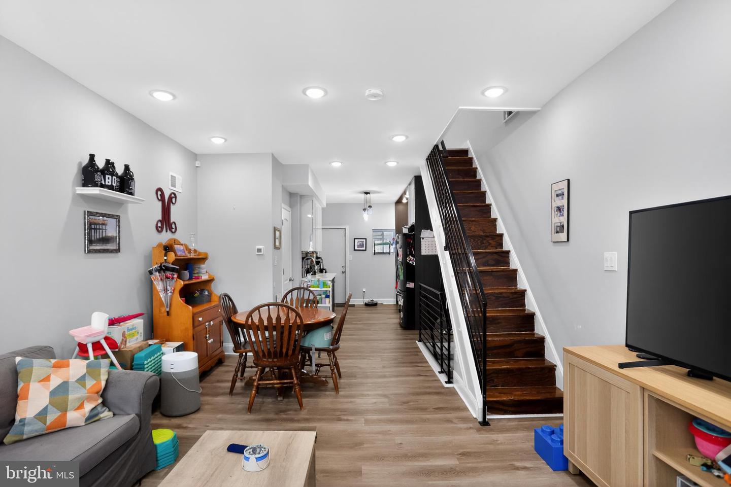 2009 S Opal St Property Photo 8