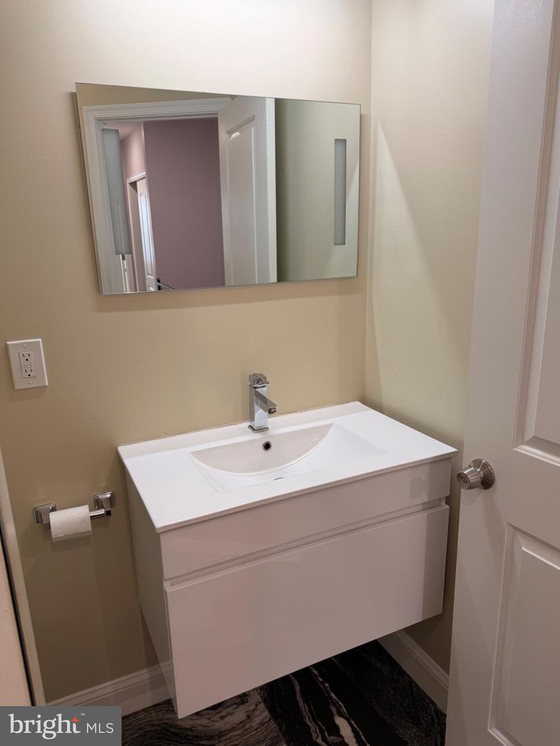 2009 S Opal St Property Photo 21