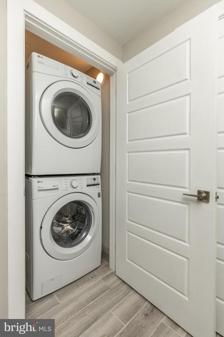 421 W Cumberland St #1 Property Photo 19