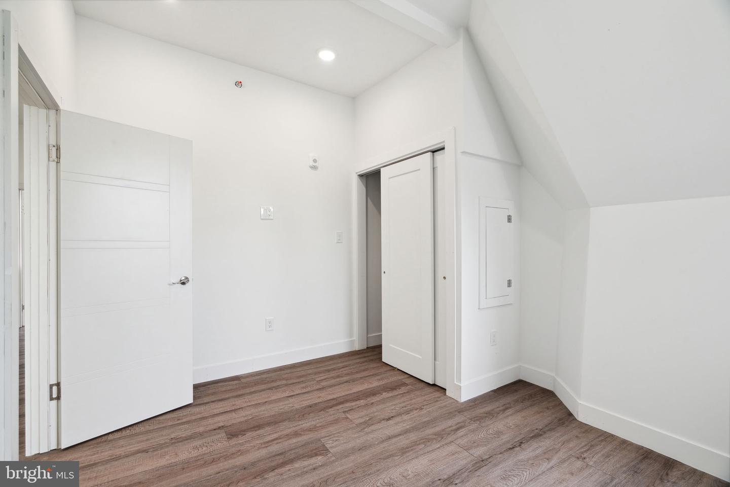 5164 Ridge Ave #3 Property Photo 10