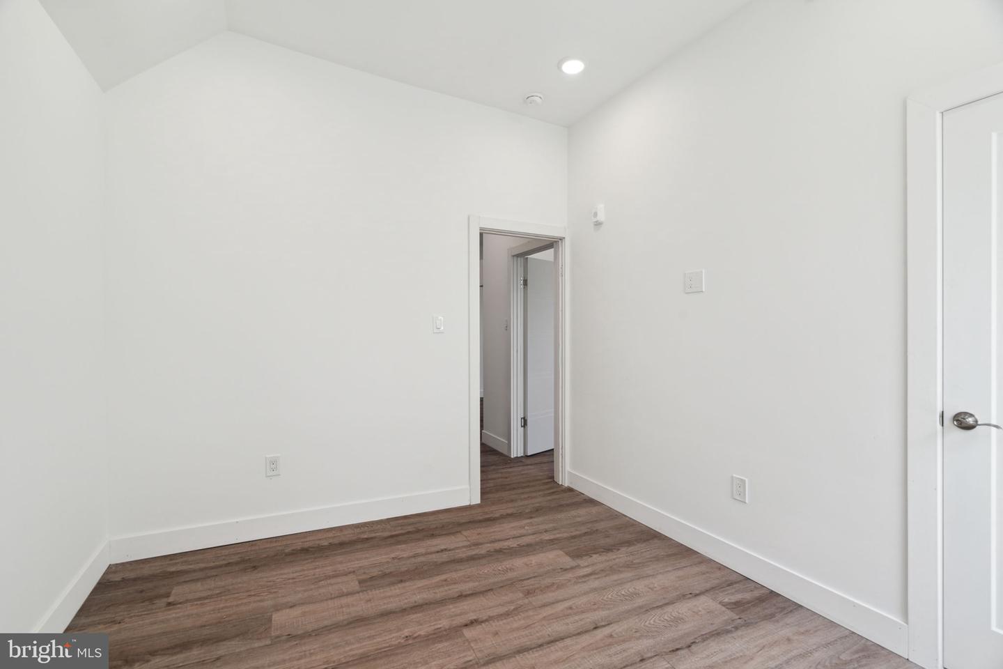 5164 Ridge Ave #3 Property Photo 14