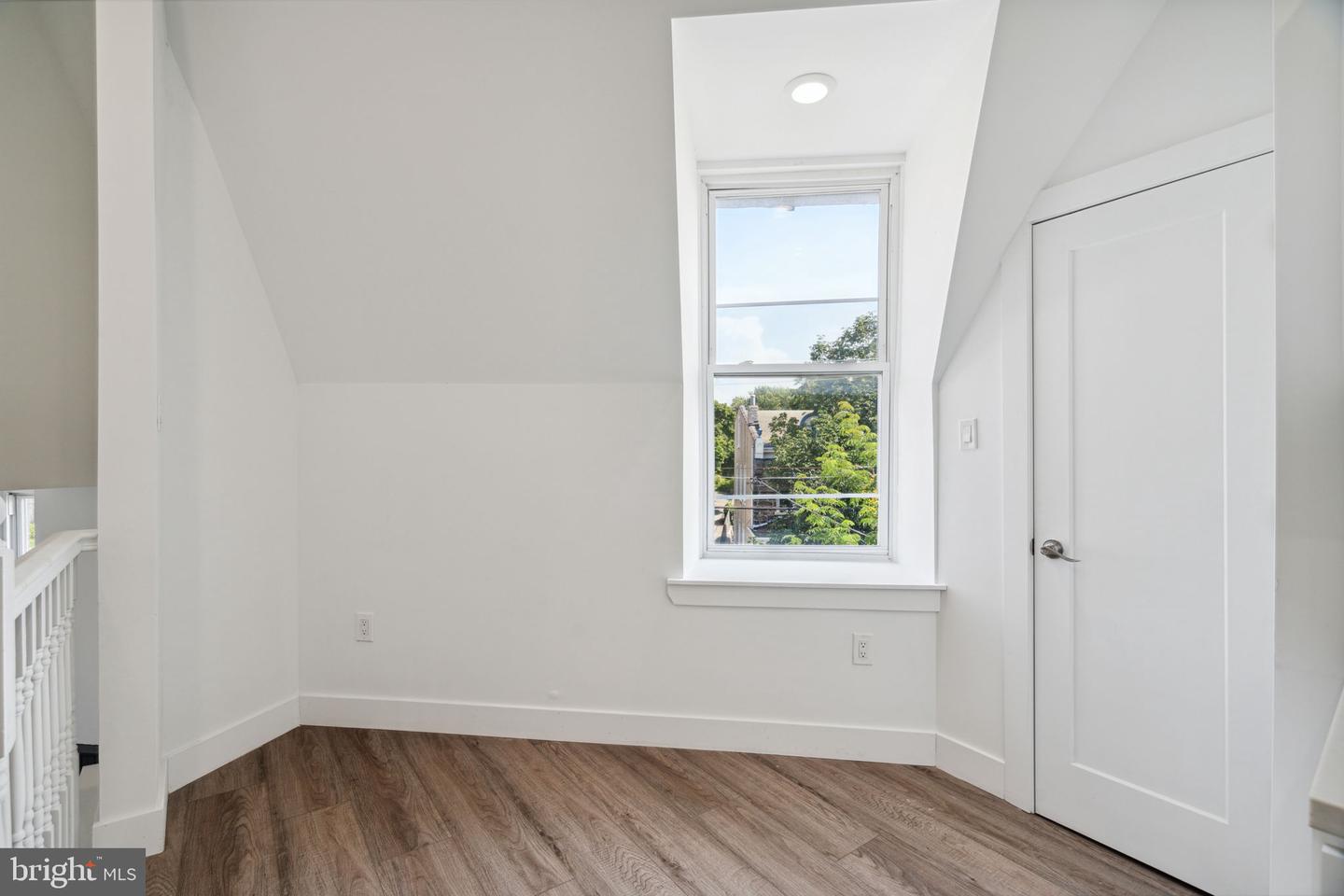 5164 Ridge Ave #3 Property Photo 24