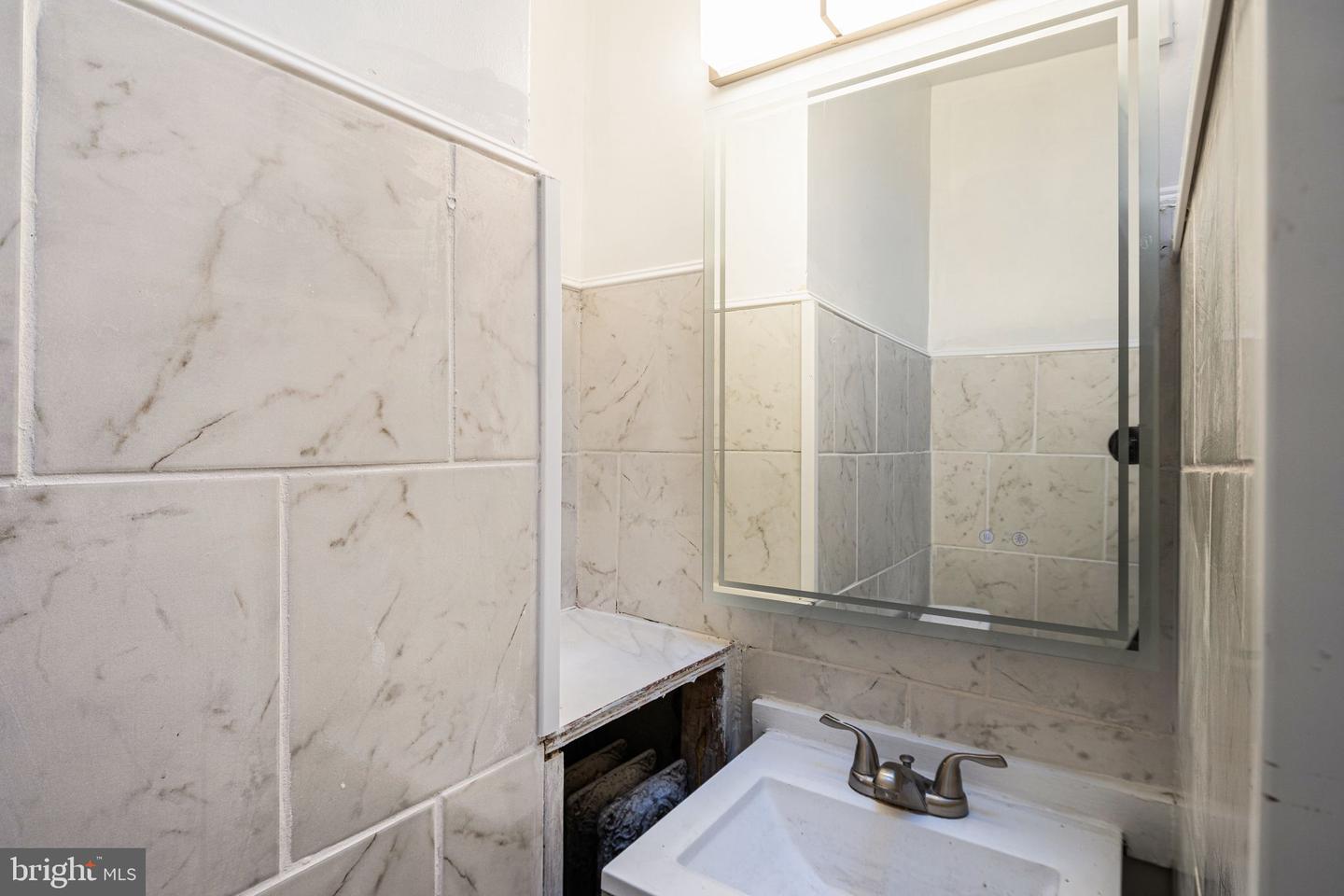 5717 Pemberton St Property Photo 12