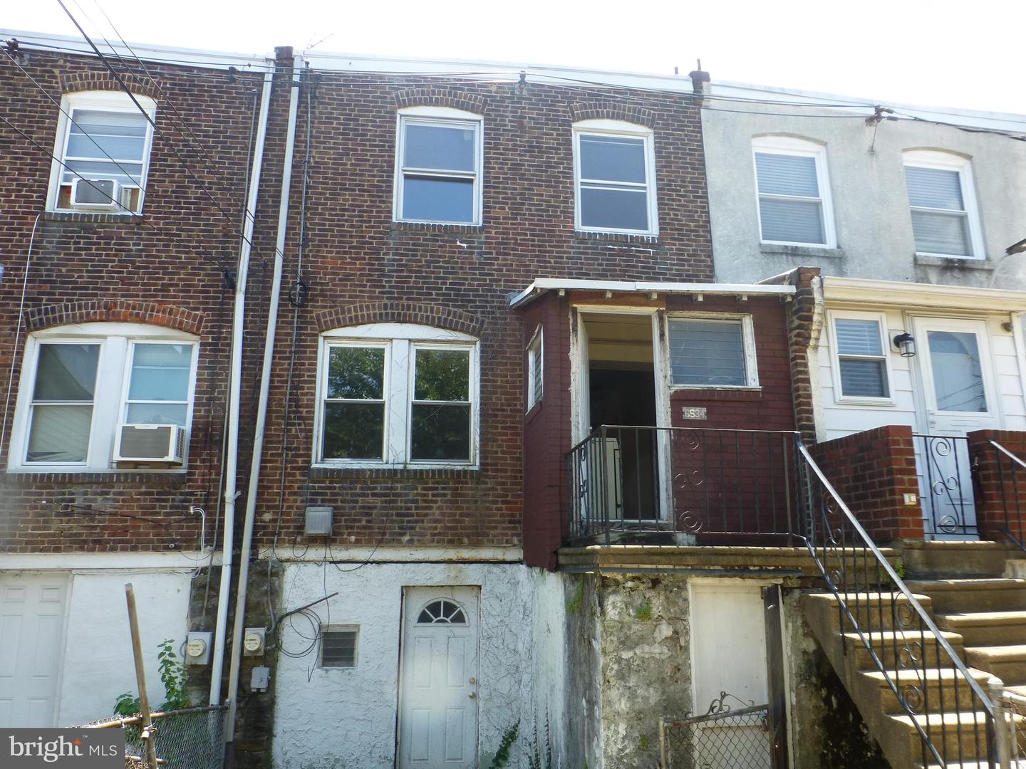 6534 Hegerman St Property Photo 5