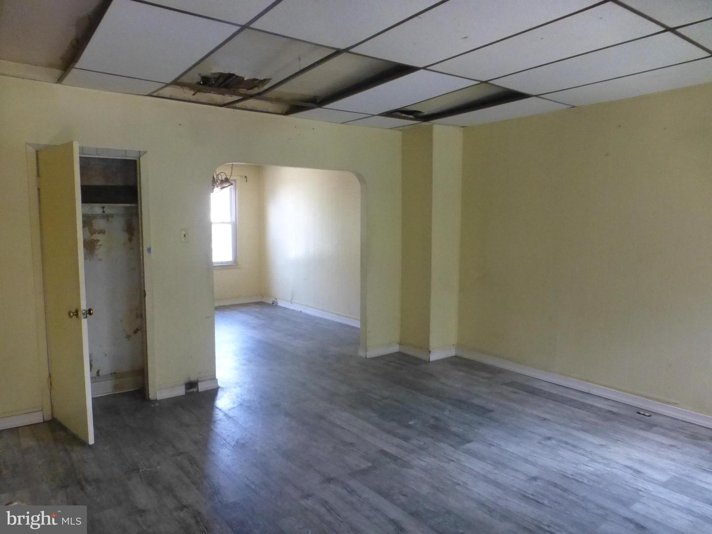 6534 Hegerman St Property Photo 8