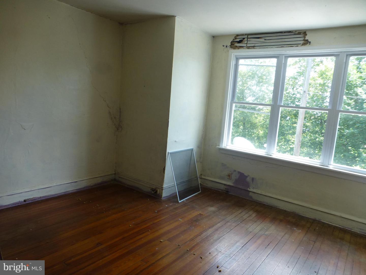 6534 Hegerman St Property Photo 16