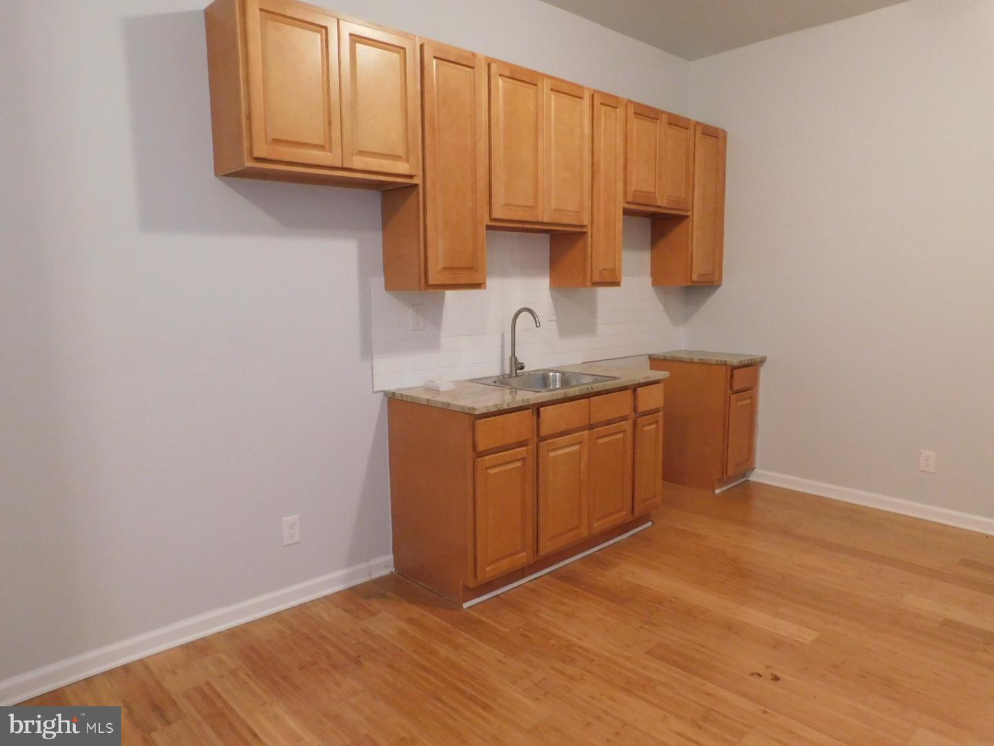 2326 N 19th St Property Photo 5