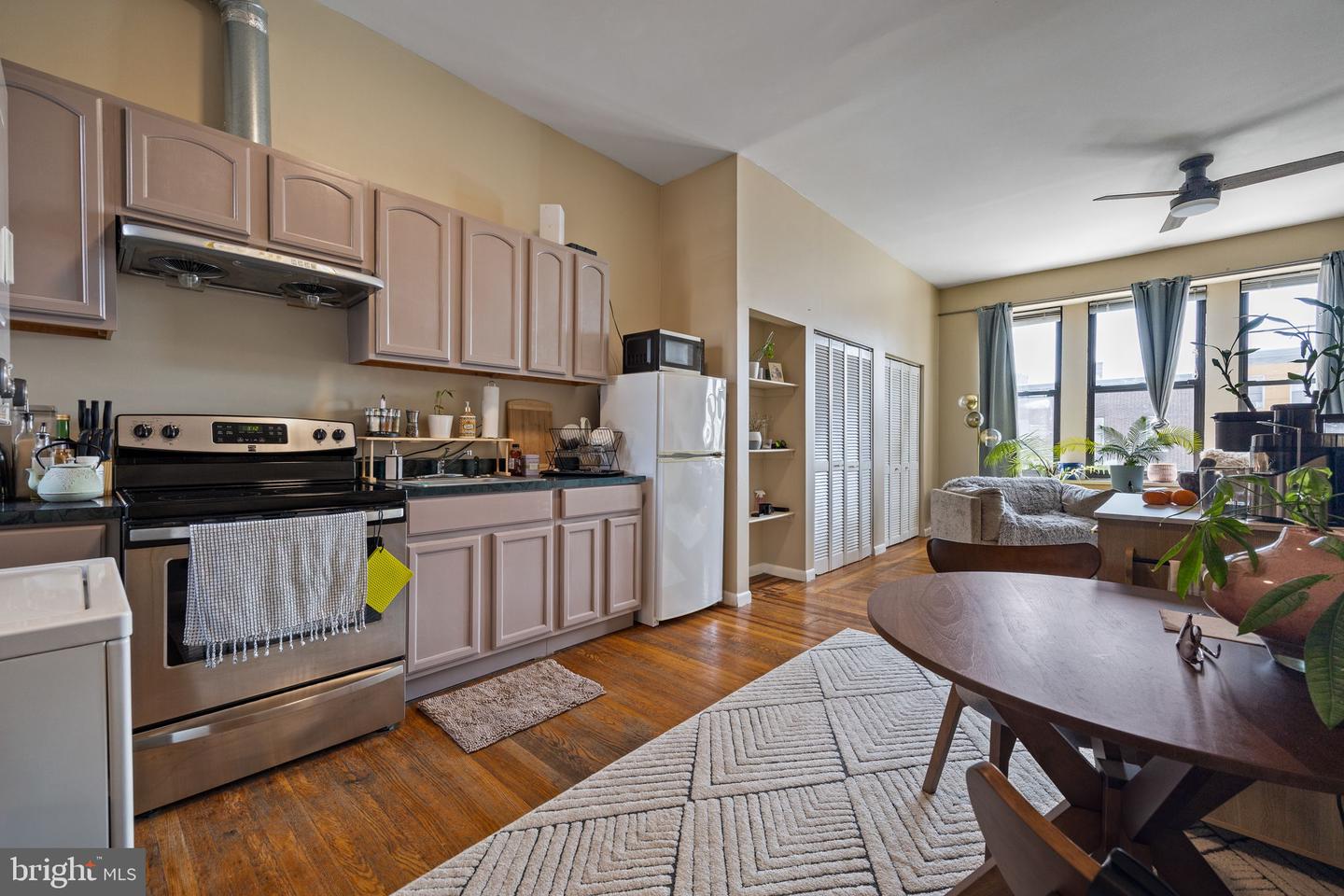 1803 S Broad St Property Photo 24