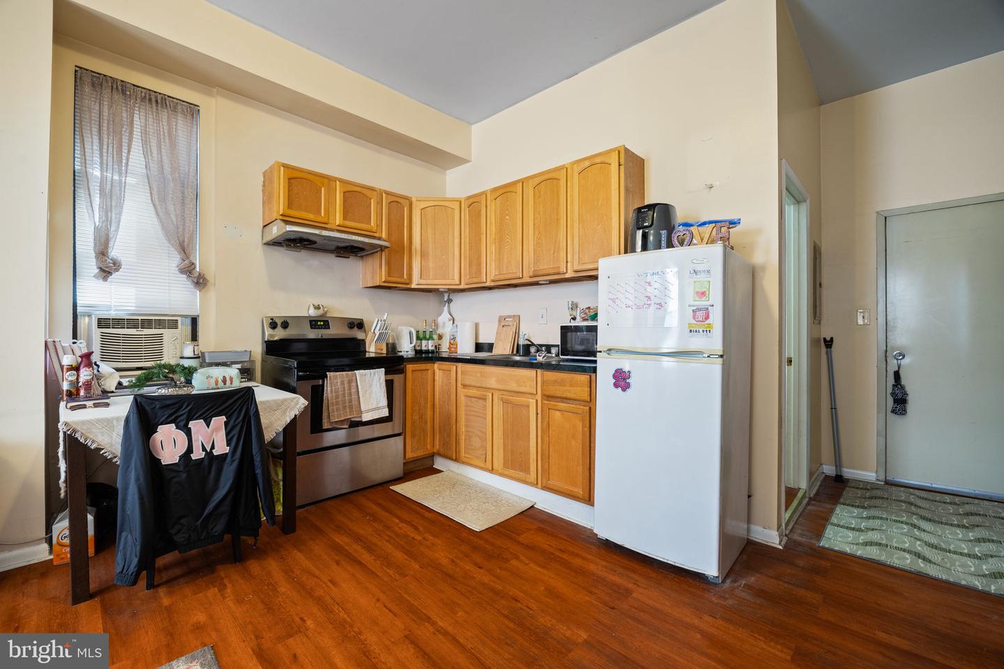 1803 S Broad St Property Photo 37
