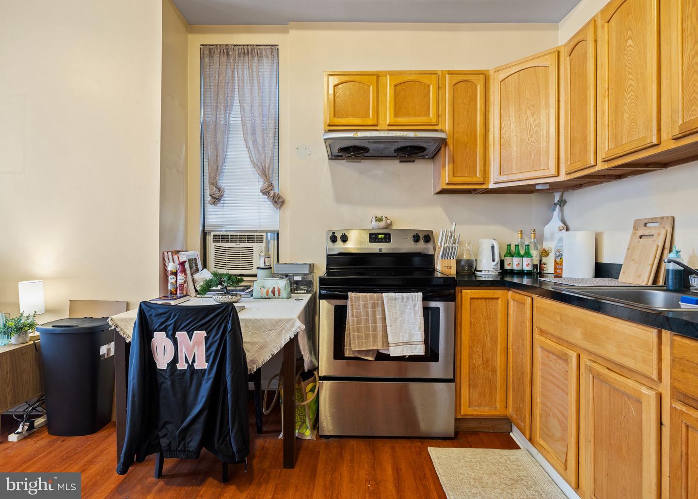 1803 S Broad St Property Photo 38