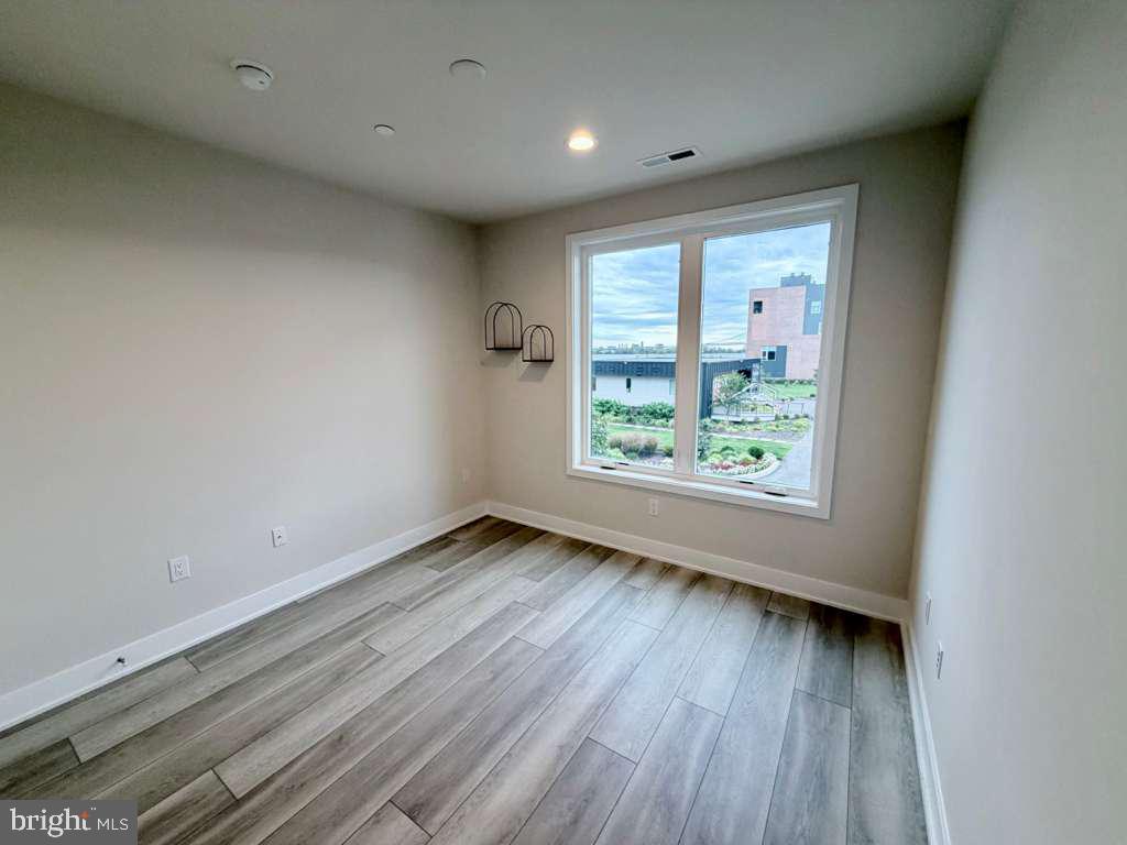 3100 Schirra Ln #120 Property Photo 19