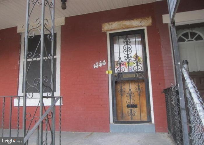 1444 N Robinson St Property Photo 3