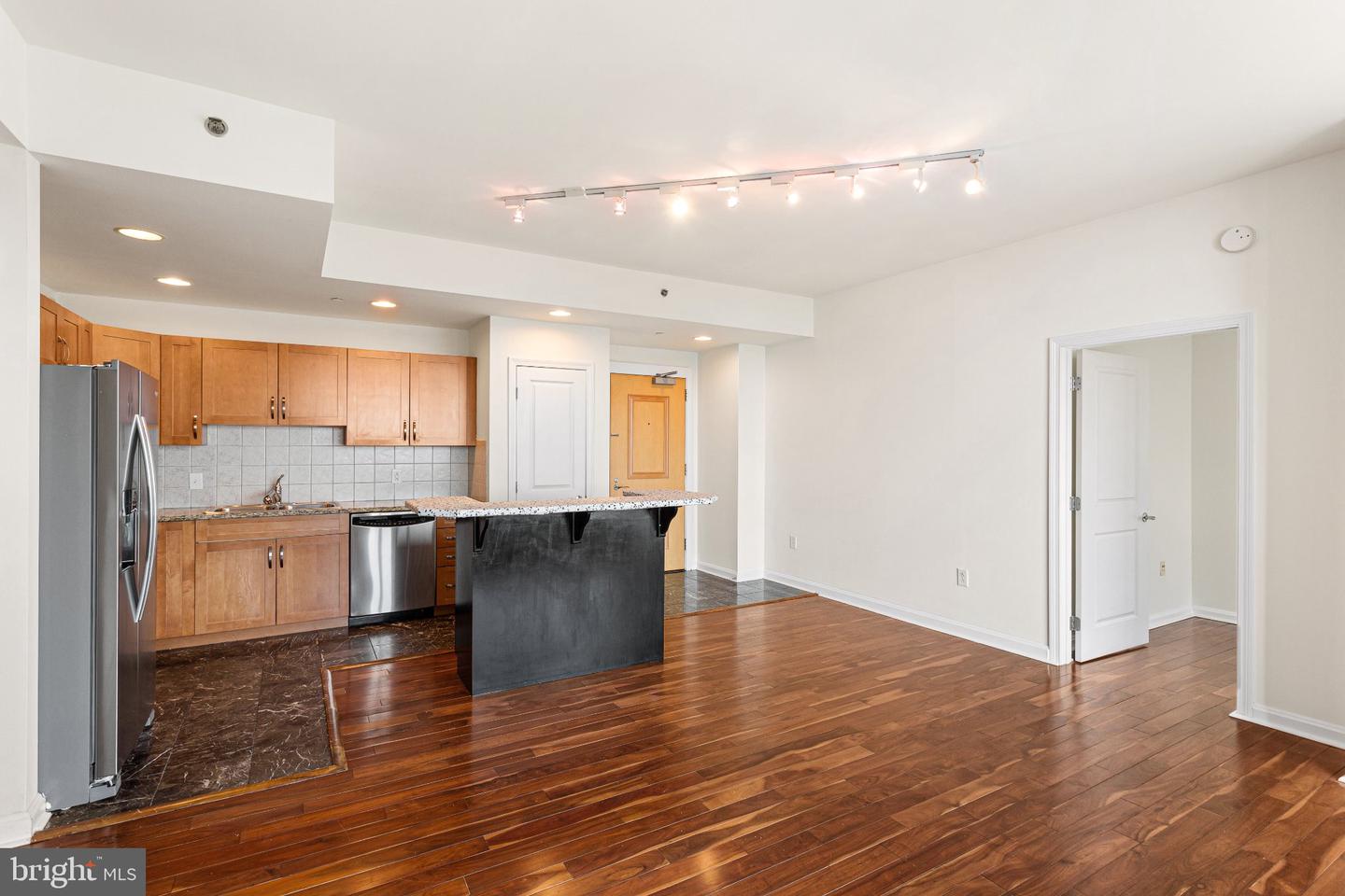901-00 N Penn St #r1107 Property Photo 2