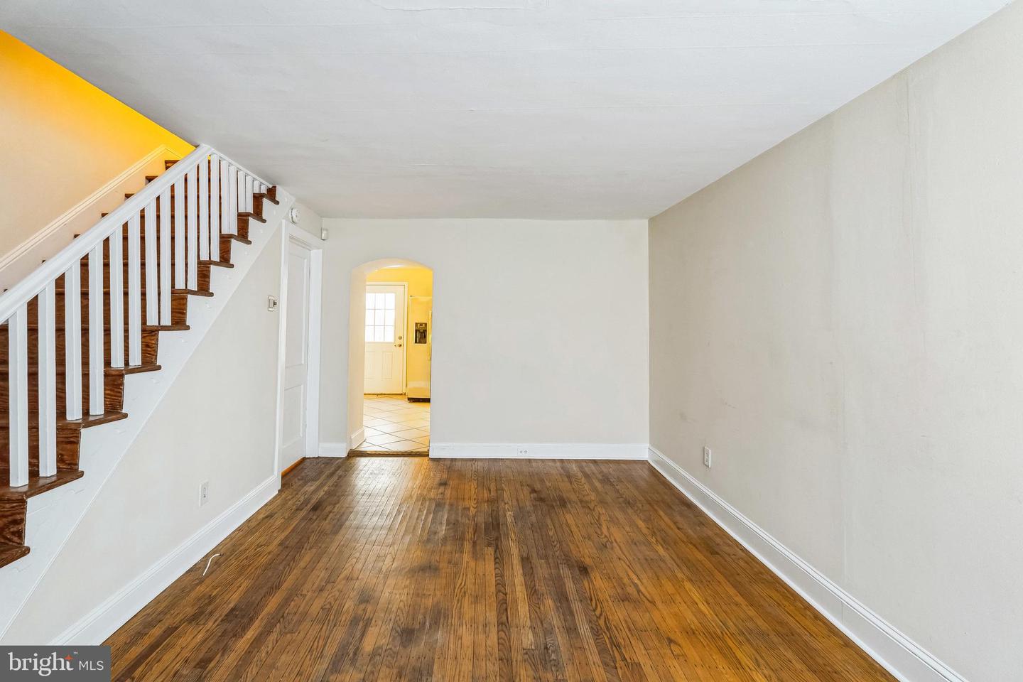 4543 Baker St Property Photo 5
