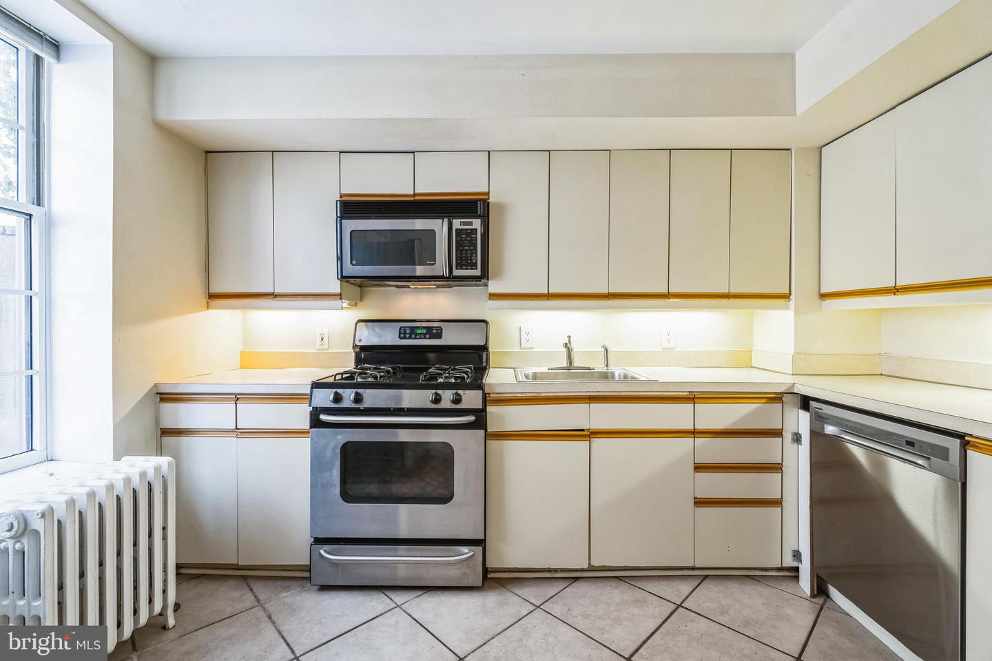 4543 Baker St Property Photo 7