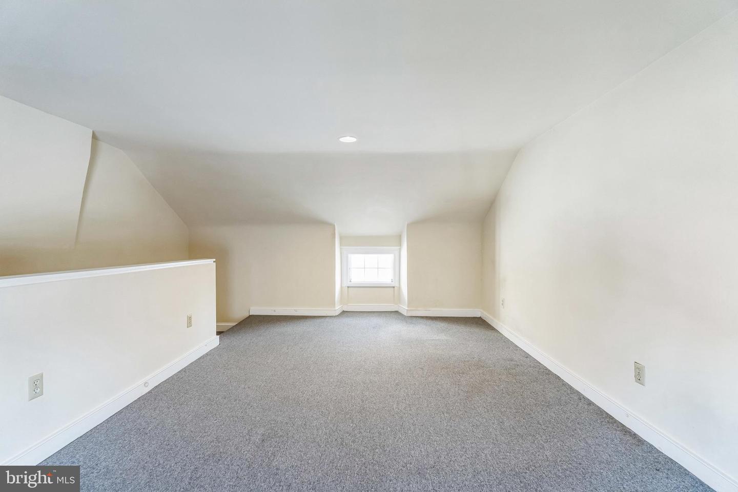 4543 Baker St Property Photo 20