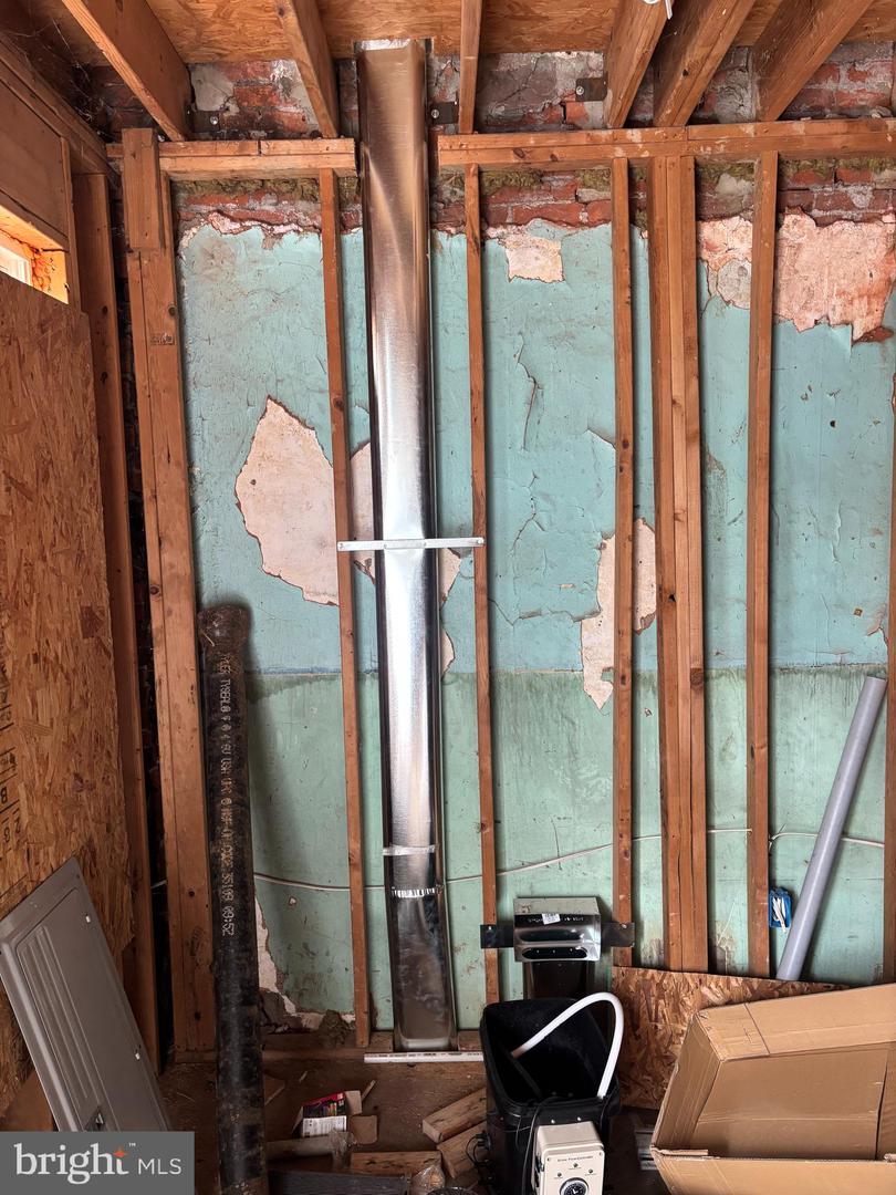 2313 N Camac St Property Photo 6