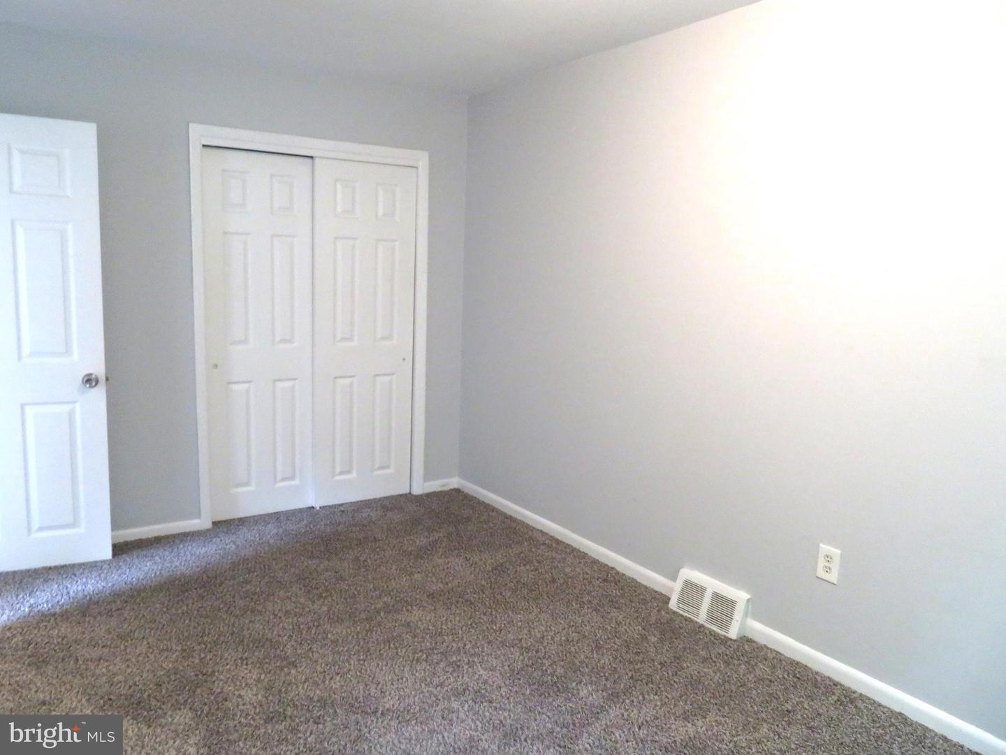7034 Valley Ave Property Photo 15