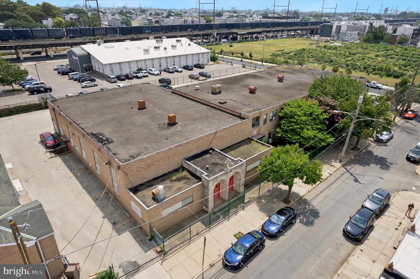 2530-32 Wharton St Property Photo 45