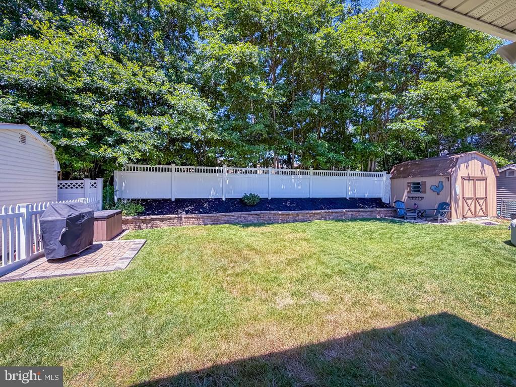 1338 Ascot Pl Property Photo 43