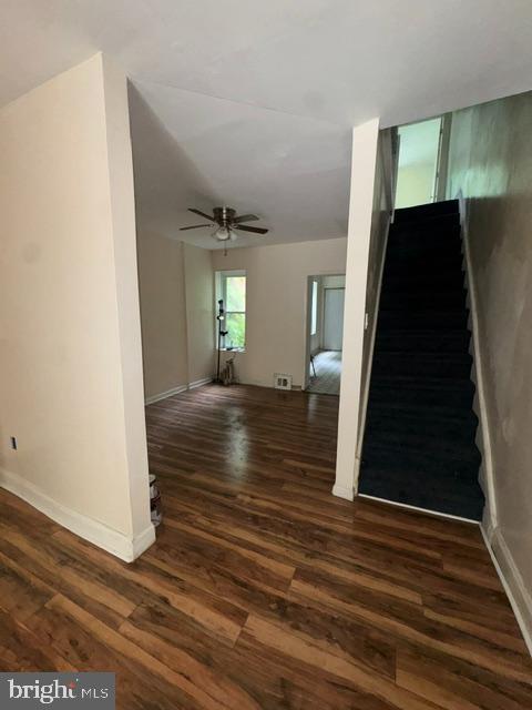 5943 E Wister St Property Photo 5