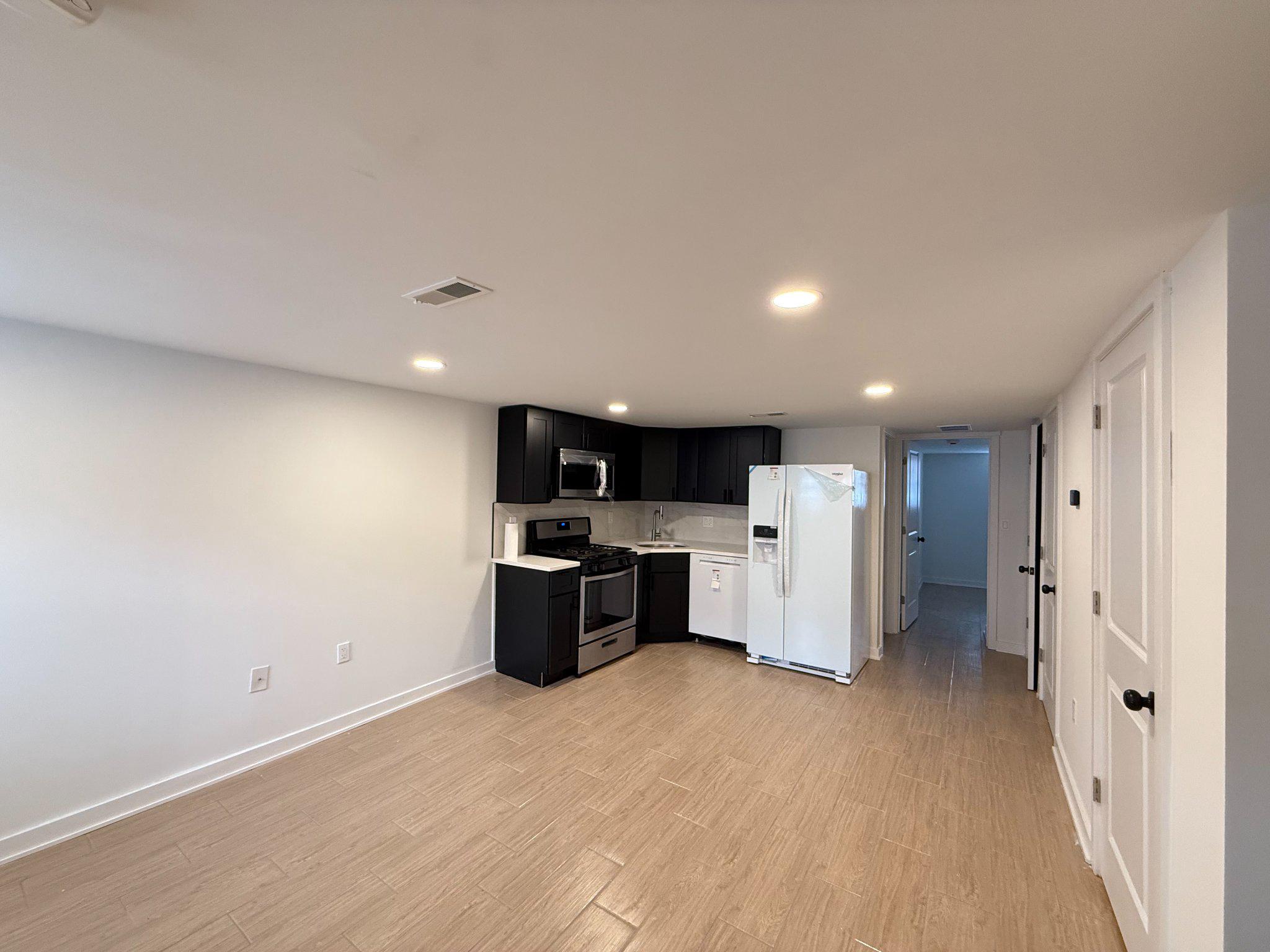 3043 Miller St Property Photo 5