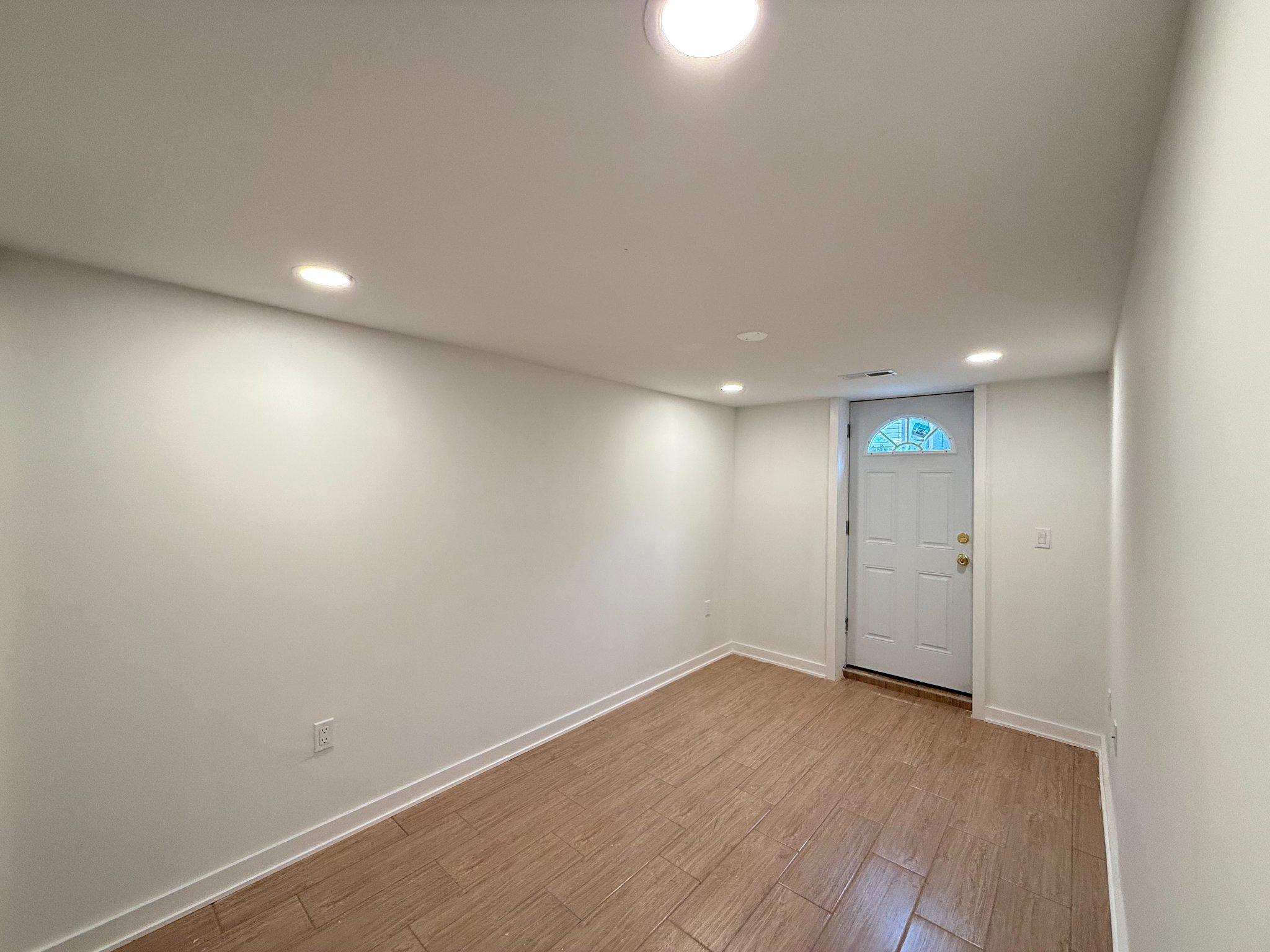 3043 Miller St Property Photo 11