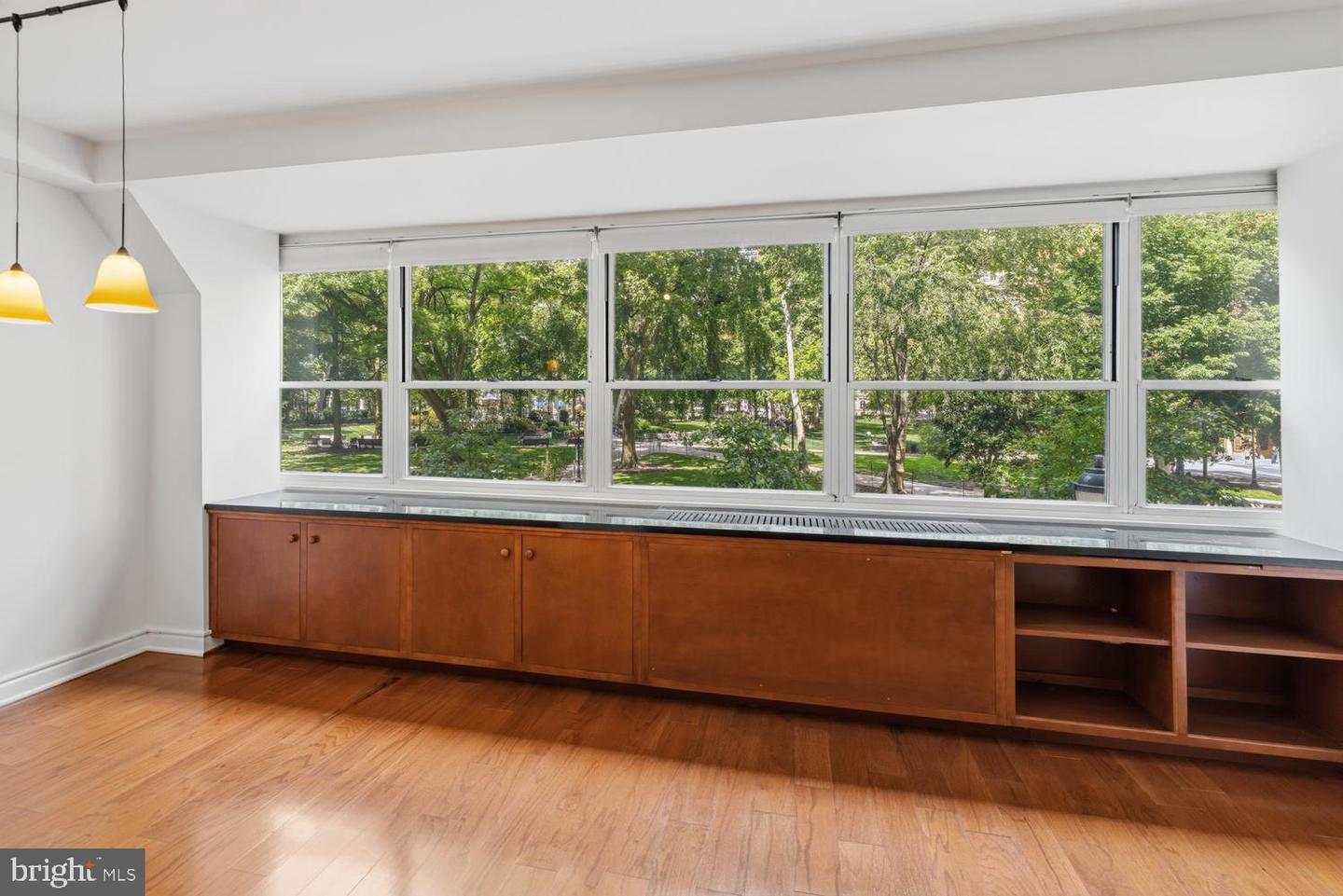 1810 RITTENHOUSE SQ #212 Property Photo 1