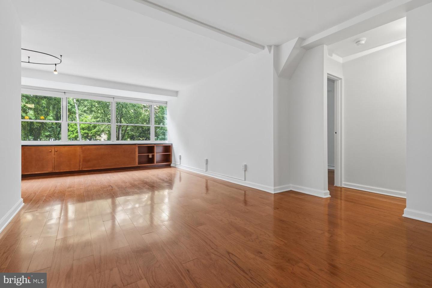 1810 Rittenhouse Sq #212 Property Photo 8