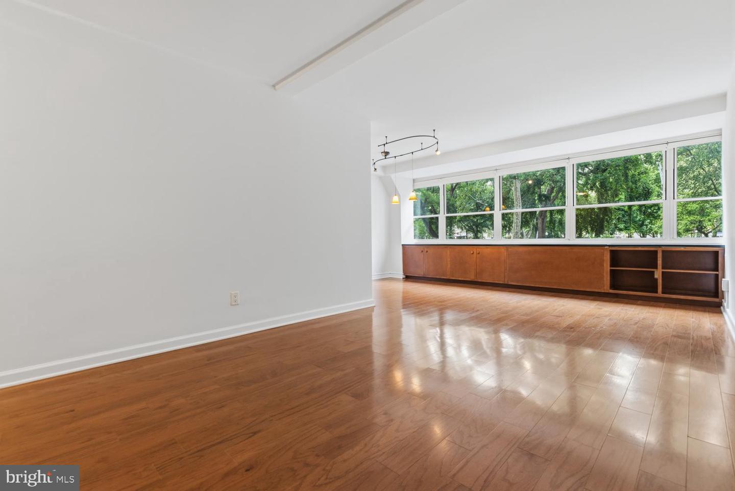 1810 Rittenhouse Sq #212 Property Photo 9